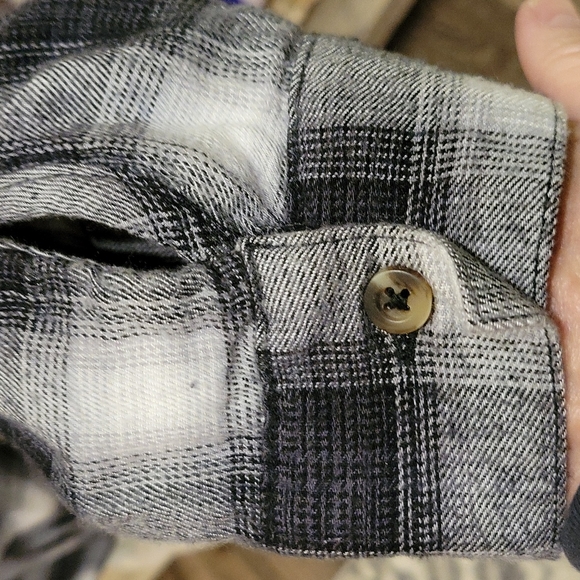 Flannel womens top - Picture 3 of 4